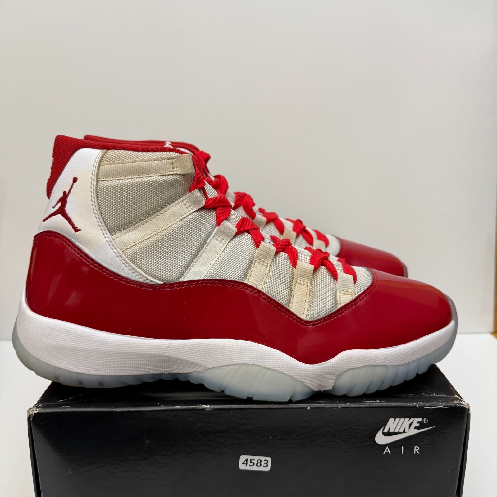 Air Jordan 11 Retro White/Varsity Red CT8012-116 Size 12