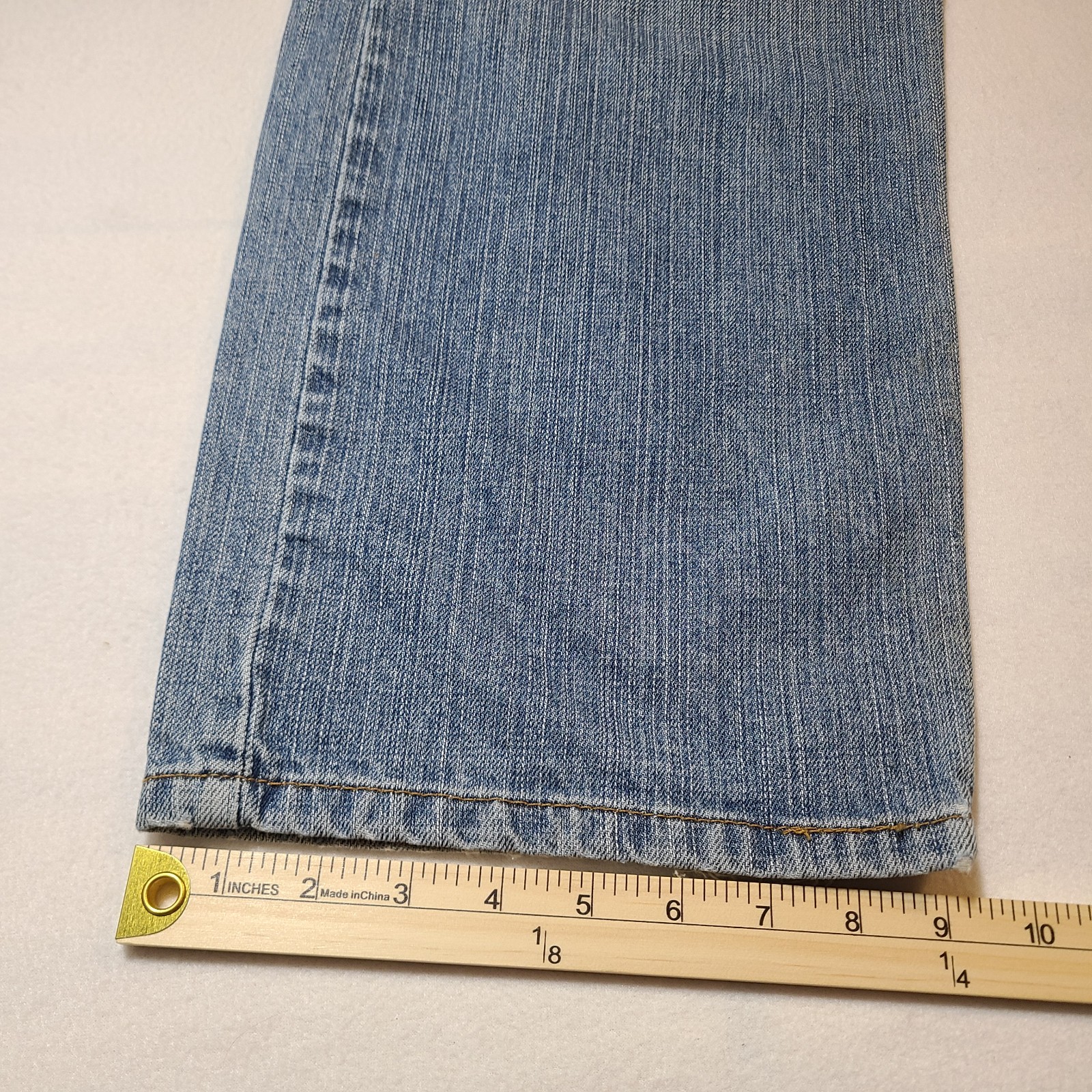 Levi’s 569 Loose Straight Jeans Mens 38×32 Light Wash Blue Denim Pants Y2K Zip