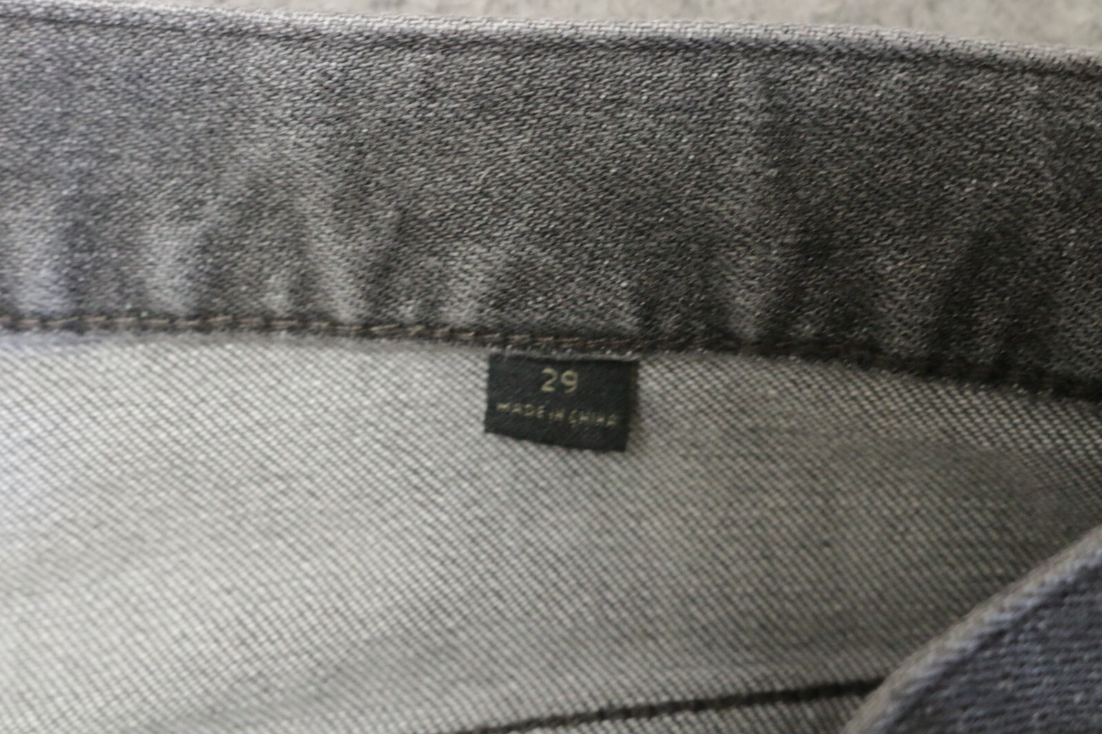 John Varvatos Jeans Women 29 Gray Denim Medium Wash 5-Pockets Skinny Leg Zip Fly