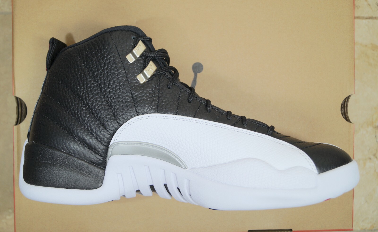 Air Jordan 12 Retro Playoffs CT8013-006