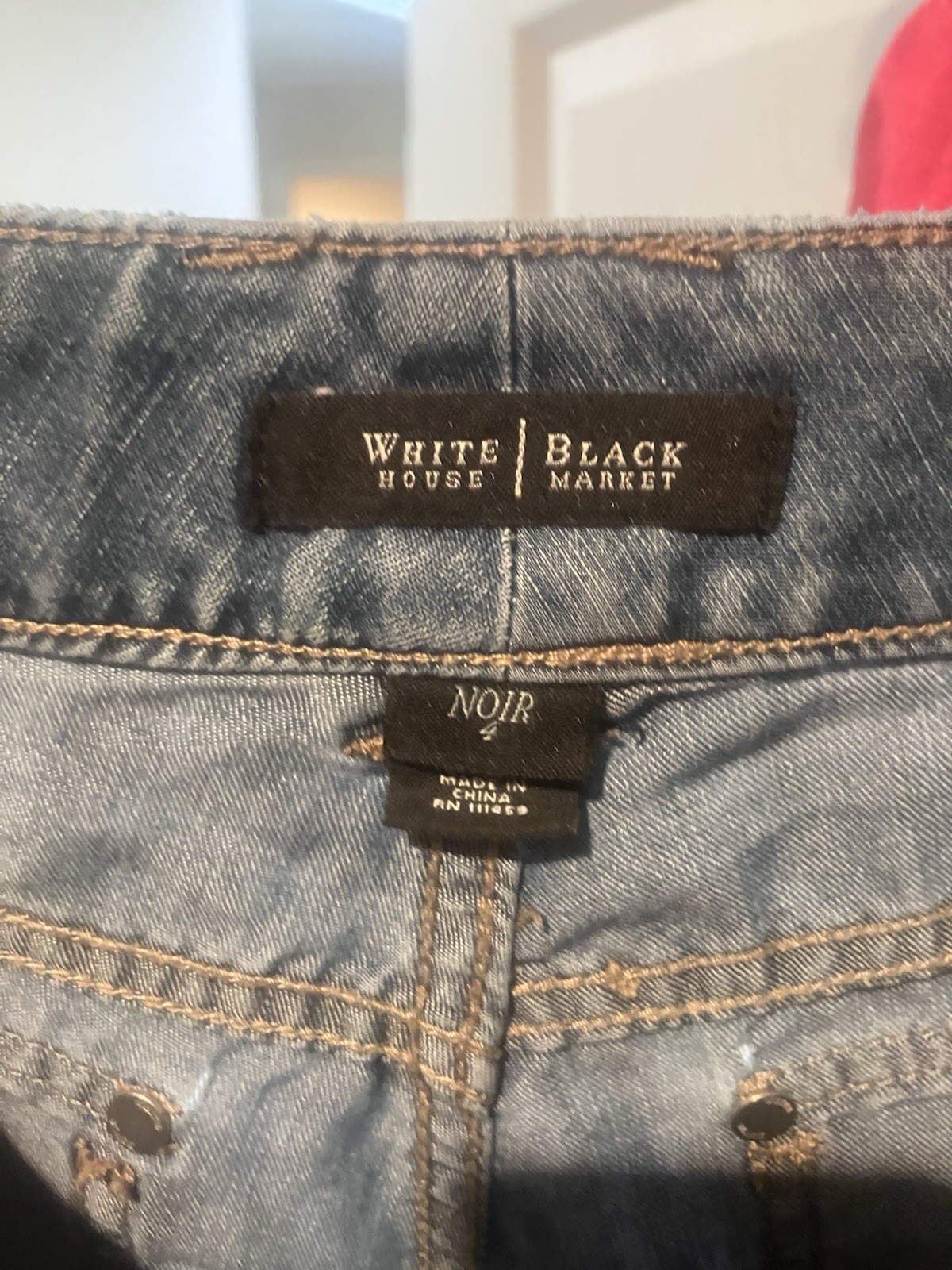 White House Black Market Women’s Bootcut Jeans Light Wash Stretch Blue Denim 0