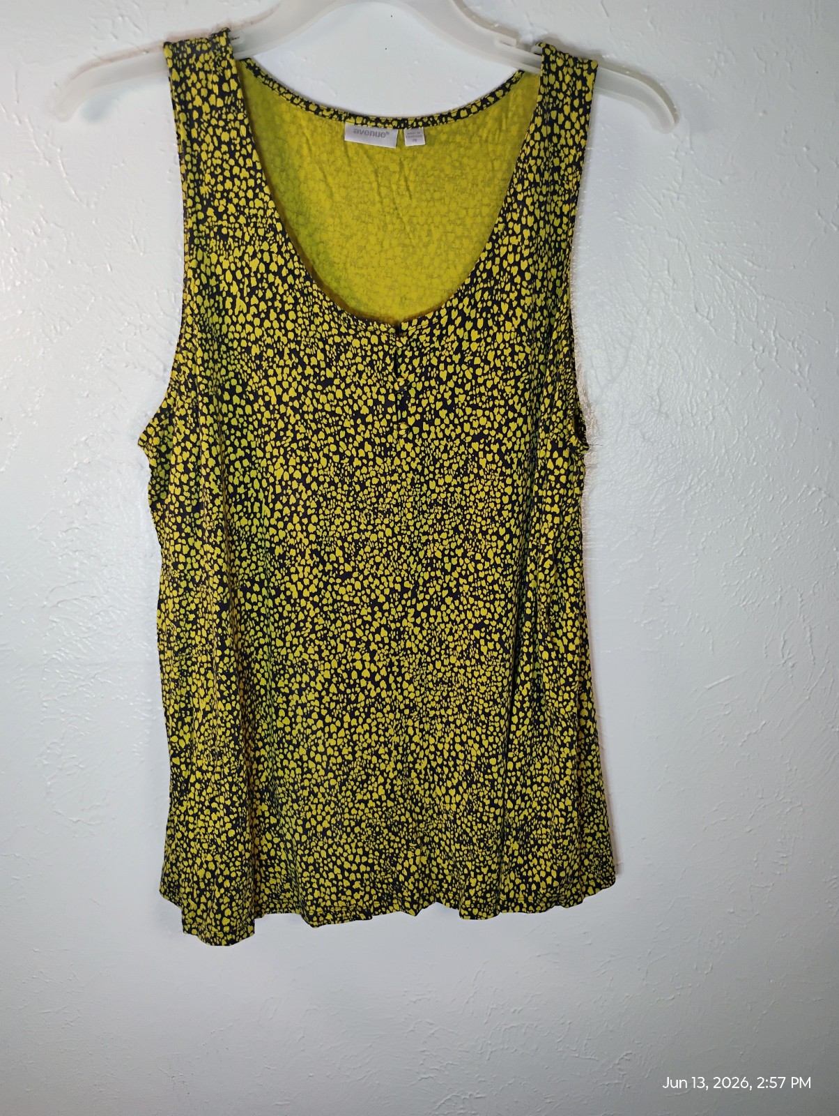 Avenue Women’s Green and Black Tank Top – Size 2X
