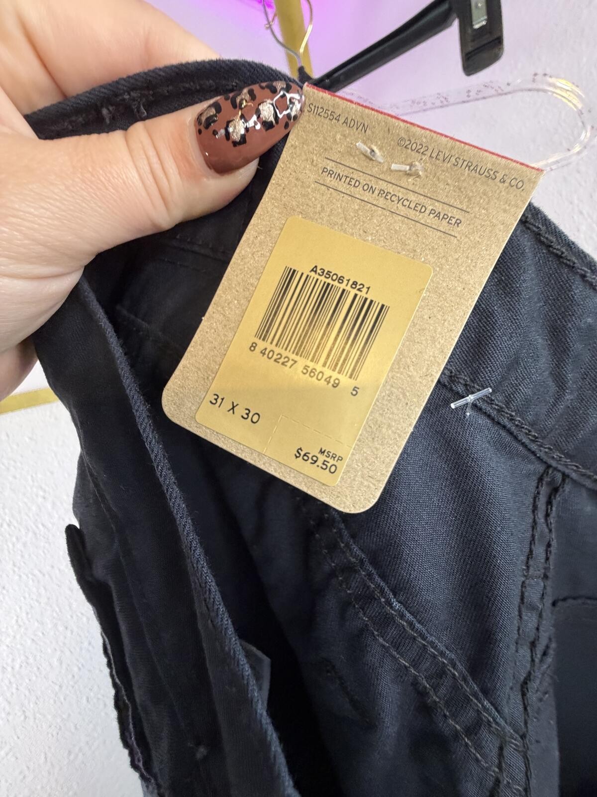 Levi’s High-Waisted Mom Jeans Black 31×30