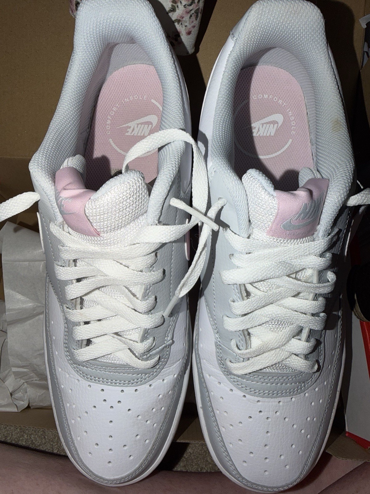 Nike Court Vision Low Women’s Low Top Lace-Up Colorblock Sneakers IB4009 043
