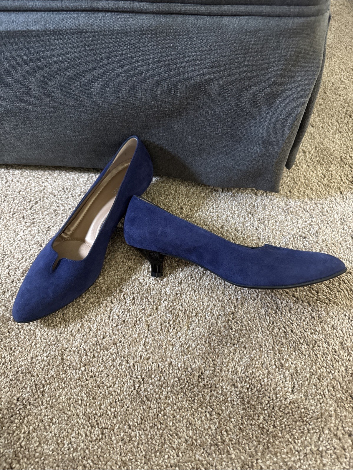 BeautiFeel Mystique Kitten Heels Pumps Women’s EU 38 US 7.5 Navy Blue Linear