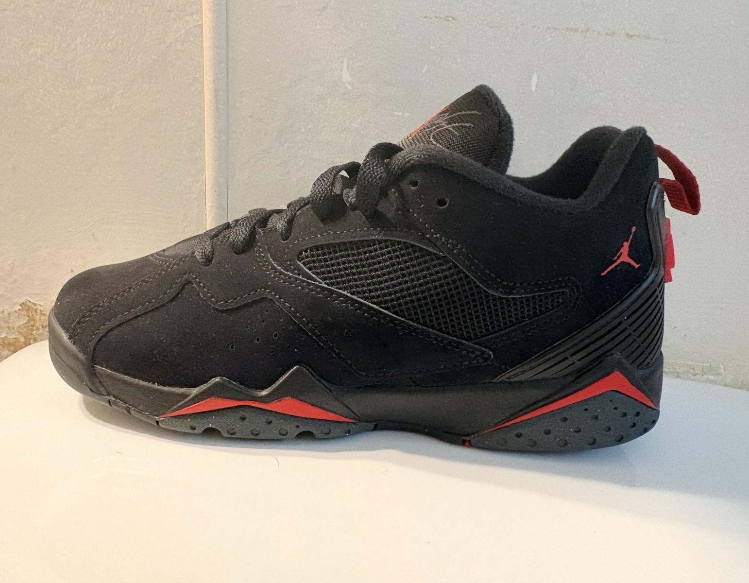 Jordan Air Jordan MVP 92 (GS) Black/Red Low Top Sneakers Youth 6.5Y