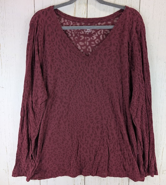 Lane Bryant Size 22/24 Red Cheetah Print V Neck Long Sleeve Womens Top