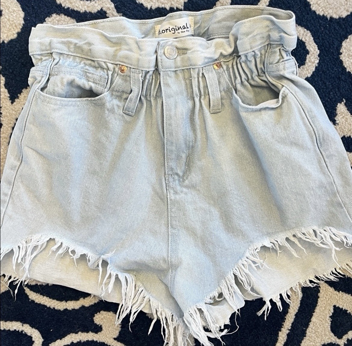 B Original Comfy Denim Shorts Ragged Shark Bite Hem Elastic Waist