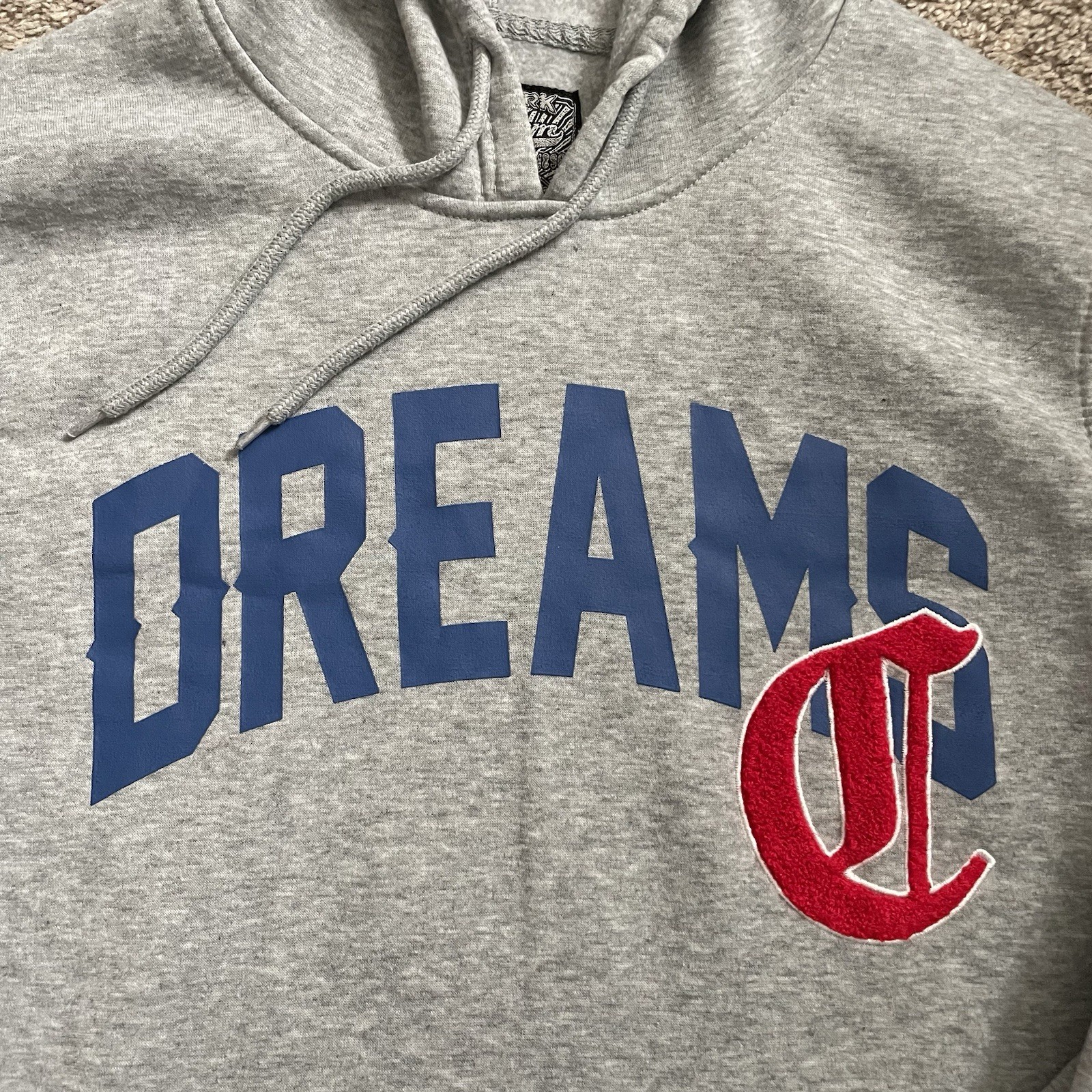 BROOKLYN TRADEMARK CLOTH MFG CO Gray Hoodie Sweatshirt Chasing Dreams Women’s L