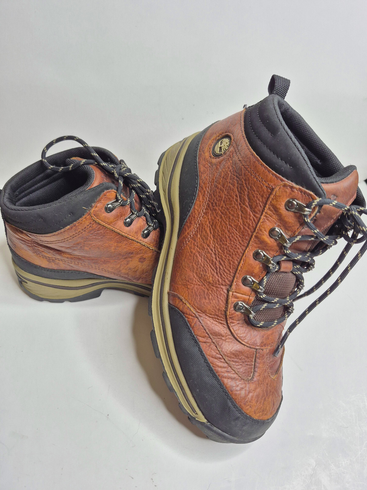 Timberland Brown Leather Boots Mid Top Lace Up Rugged Boys Size 5
