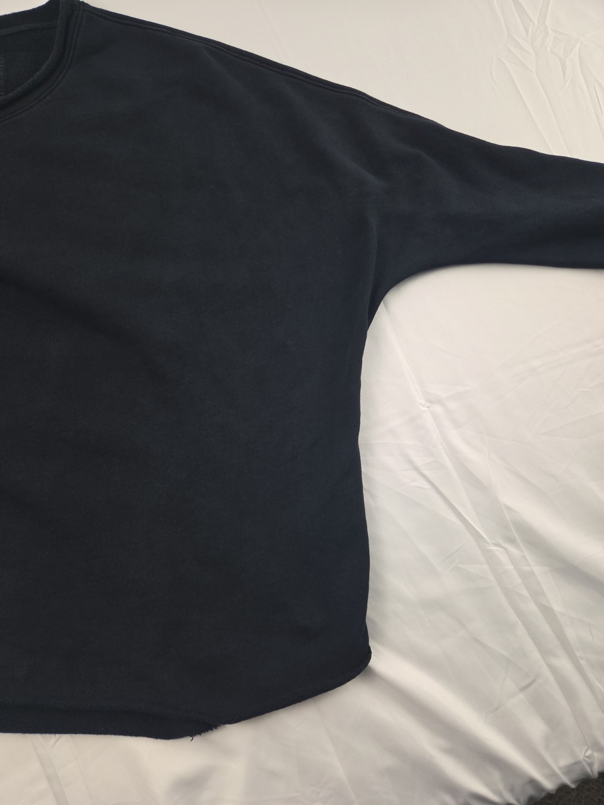 Frank & Eileen Sweatshirt XL Black Effie Capalet Raw-Edge Wide Crewneck