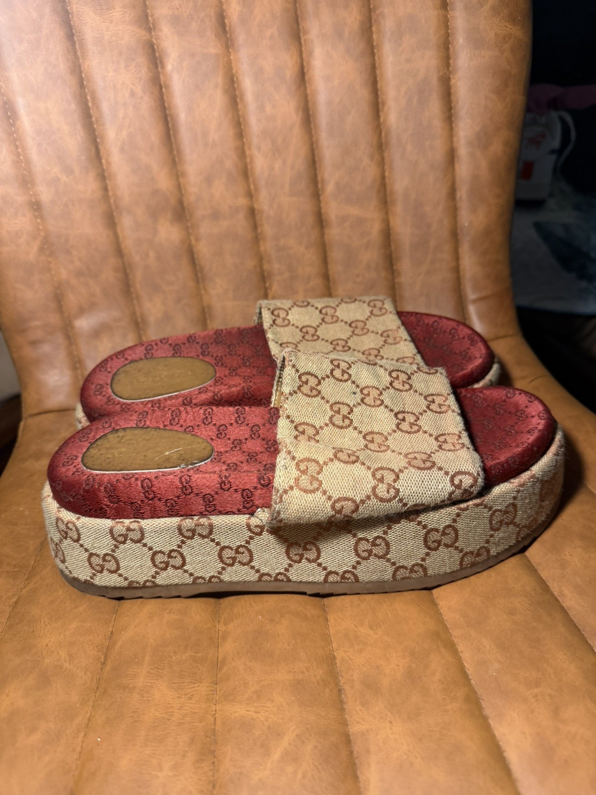 Gucci Angelina GG Supreme Platform Slide Sandals size 38