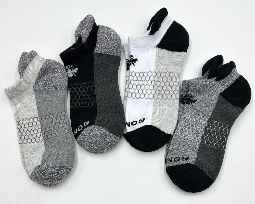 4 Colors Mix Bombas 4 pairs Women’s Solid original Ankle Socks Cushion Size Med