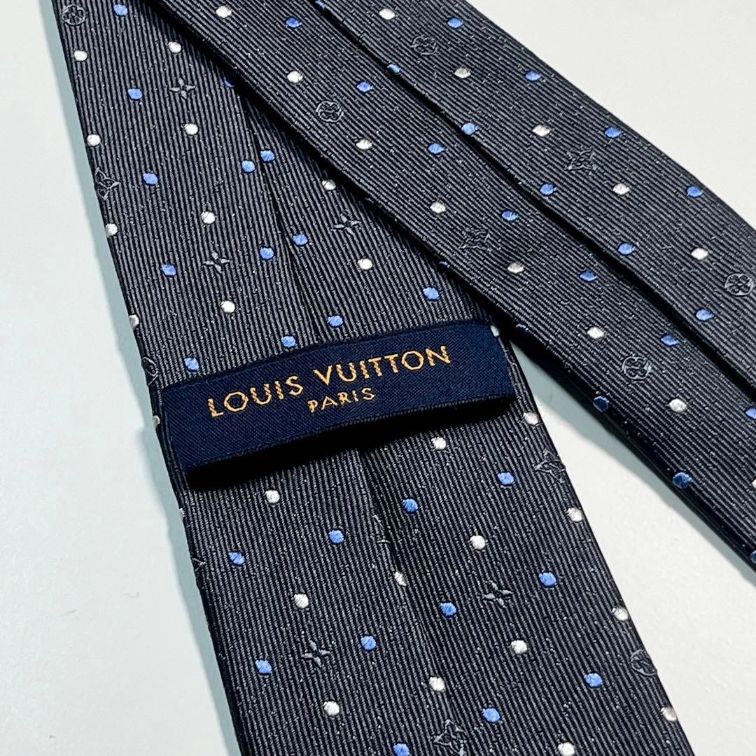 LOUIS VUITTON Monogram Dot Narrow Tie Charcoal Gray Silk 2.8 in