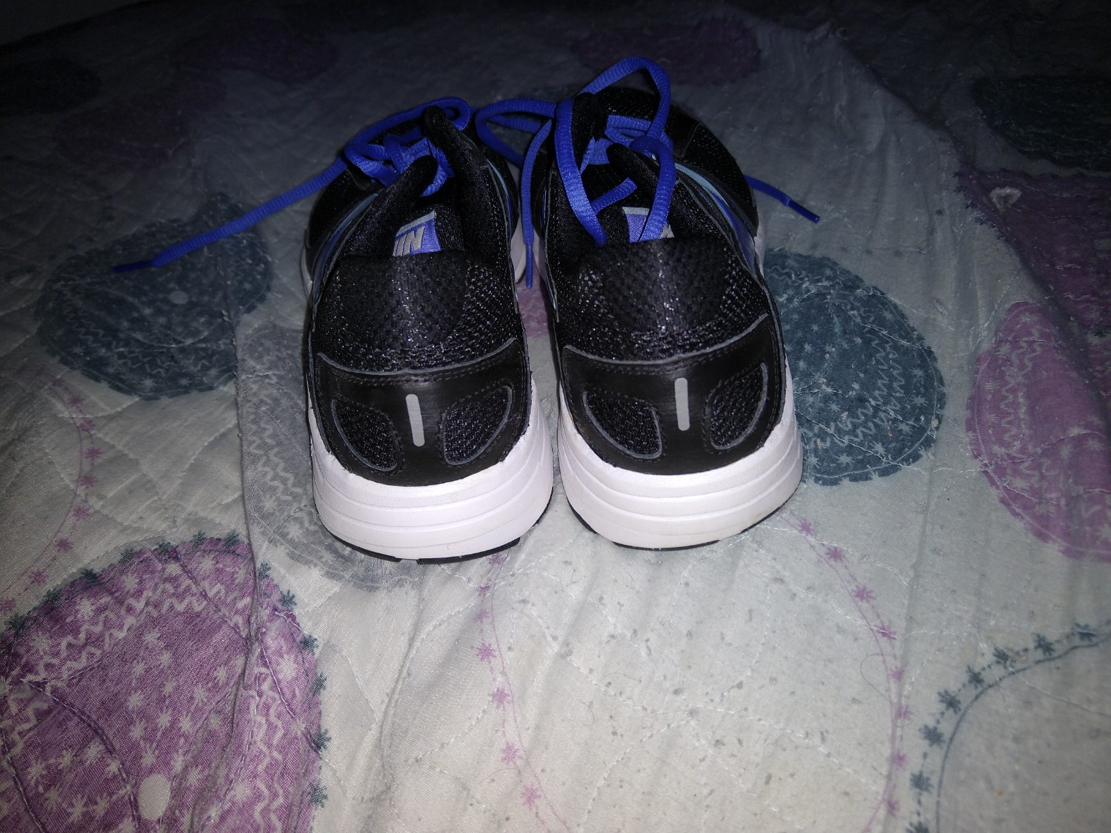 Size 9 – Nike Dart 10 Black Ice Blue W