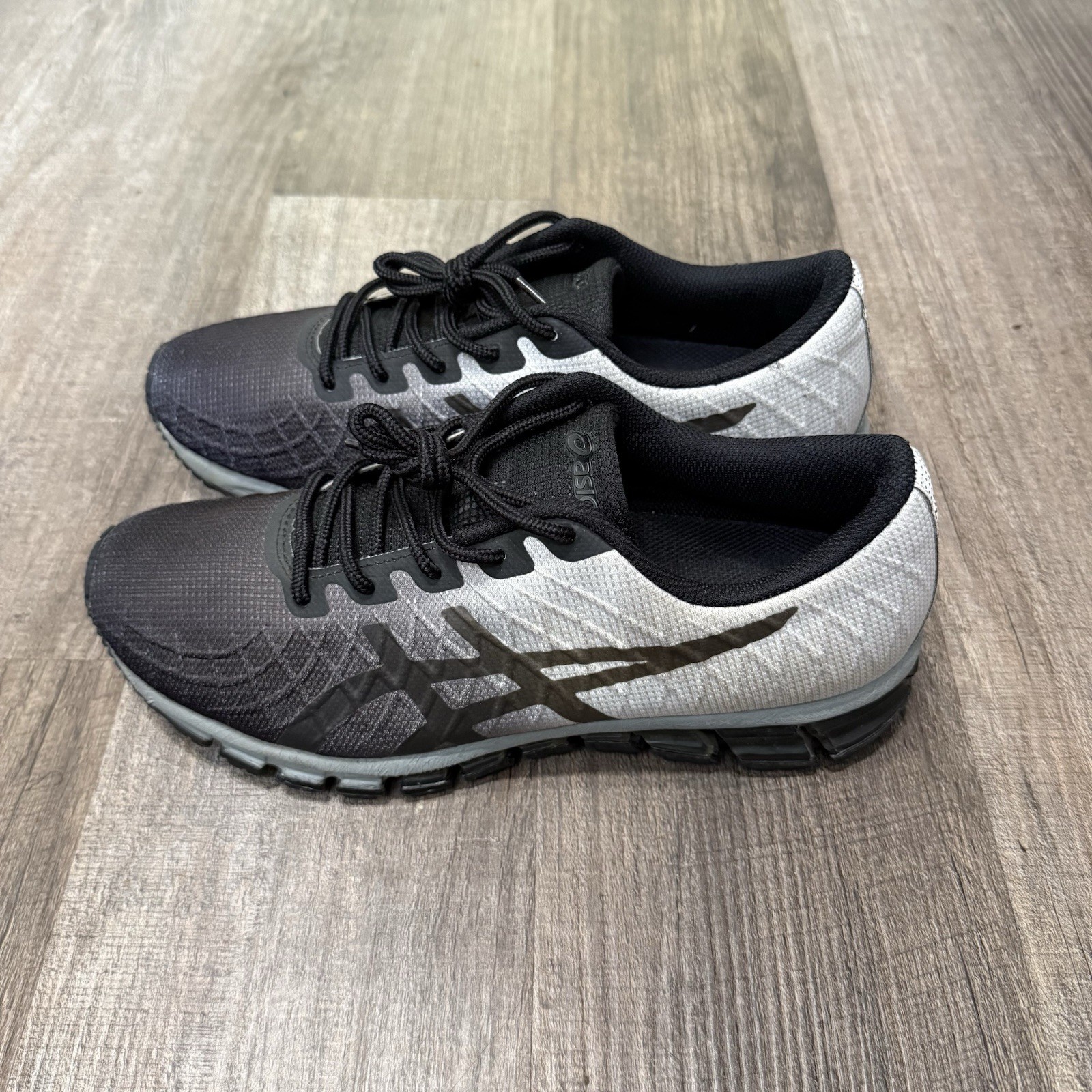ASICS Gel Quantum 180 4 – Black-Dark Grey – Size 8 Men’s – 1021A104-002
