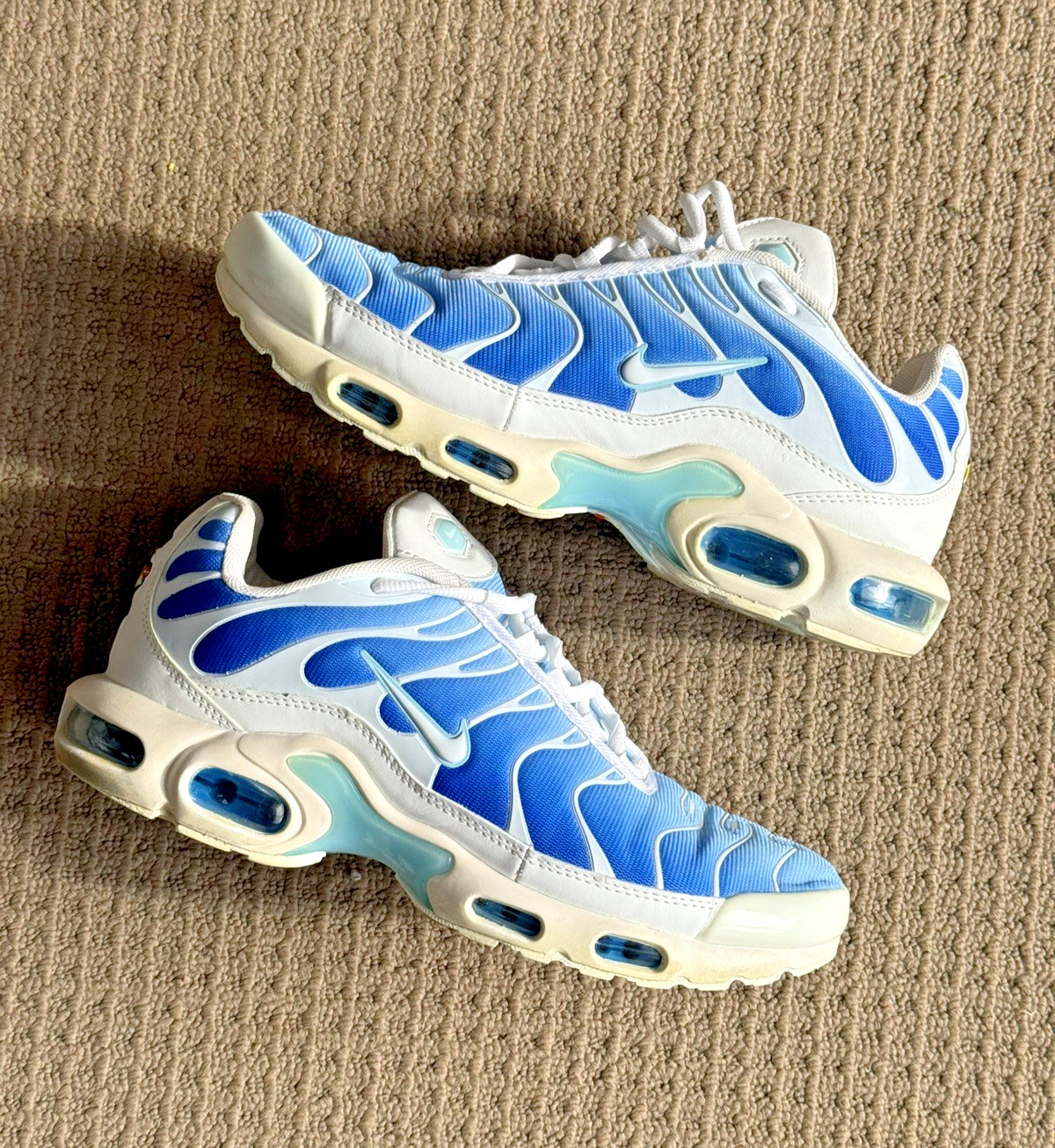 Nike Air Max Plus TN Battle Blue Sky Blue Mens Size 9.5 UK8.5 (852630-411)