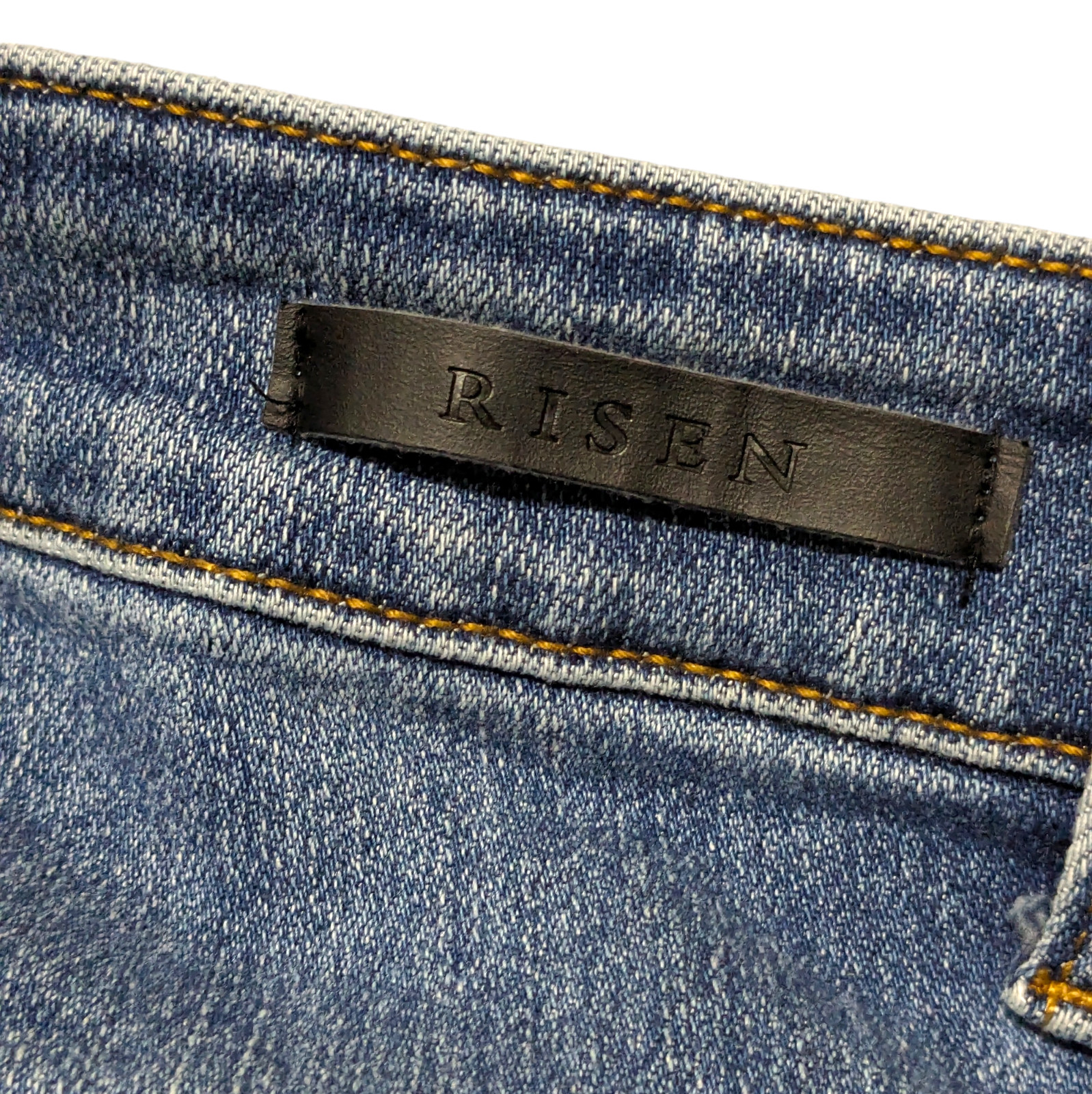 Risen Jeans Womens 2XL Blue Raw Hem Comfort Stretch Denim Lightly Distressed