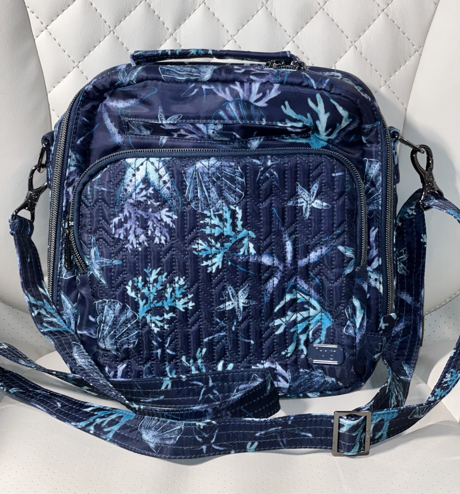 Lug Ranger Crossbody Handbag Ocean Starfish Shells EUC!