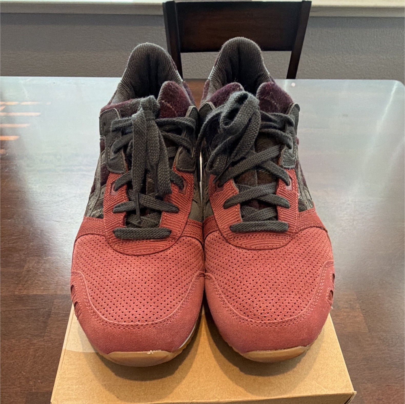 ASICS GEL-LYTE III OG Men’s Low Top Leather Lace Up Red/Gray 1201A686-600