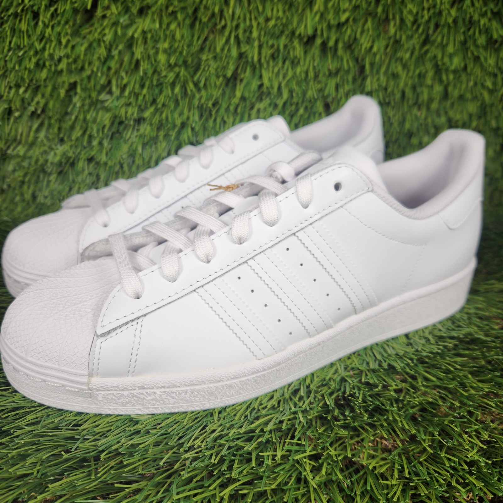 Adidas Superstar Mens Triple White Classic Shell Toe Originals All New EG4960