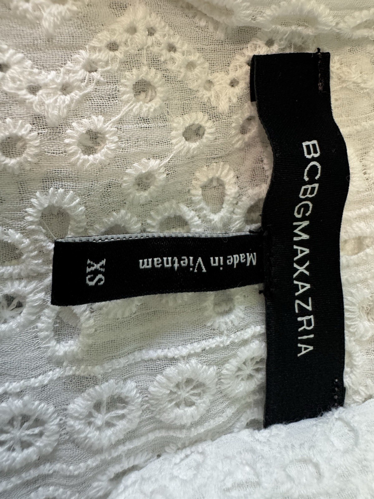 BCBGMAXAZRIA White Lace High Neck Tie Ruffle Flutter Short Sleeve Blouse XS