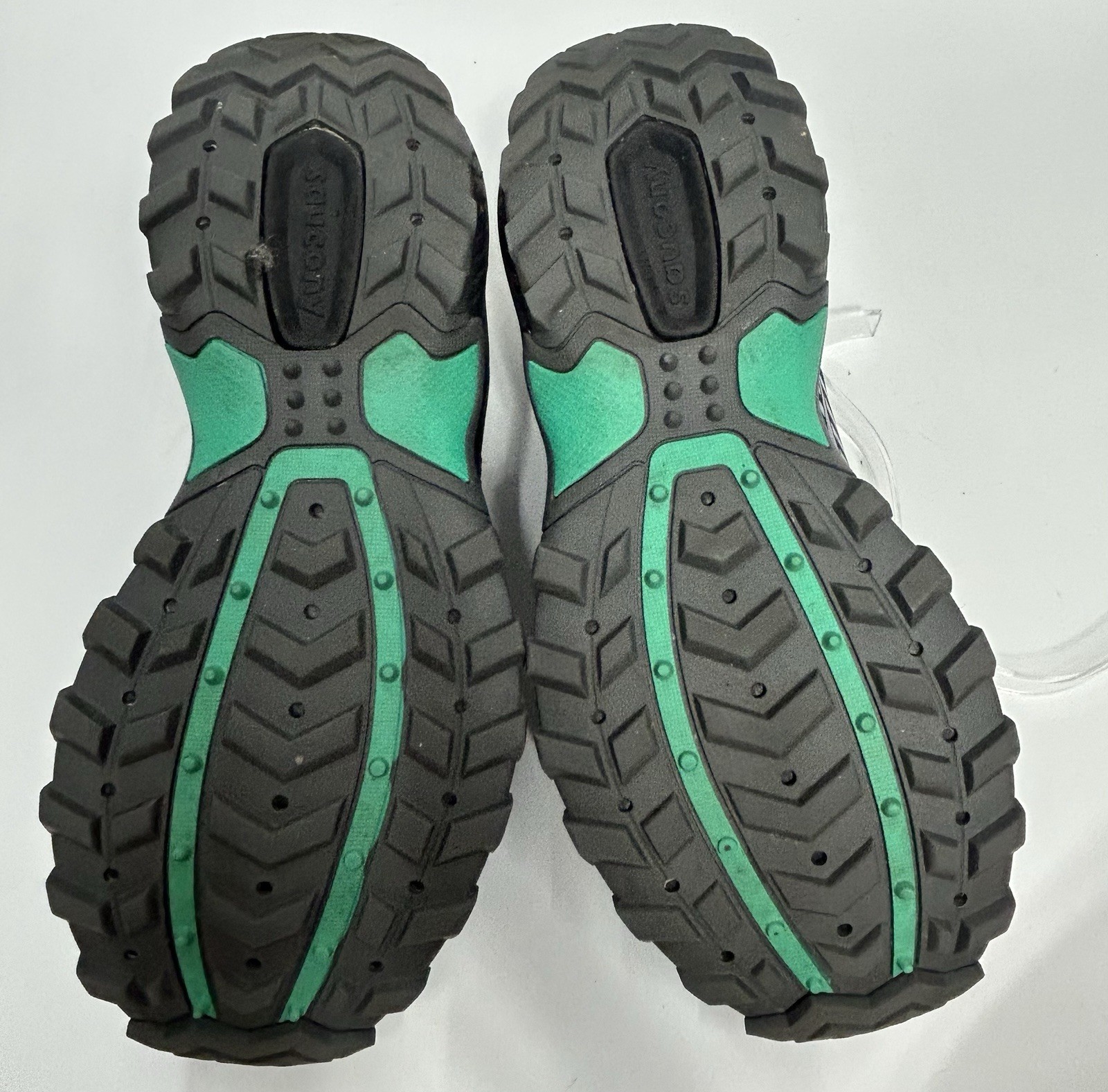 Saucony Excursion TR15 Trail Shoes Womens 9 Black Jade Running Walking Hiking