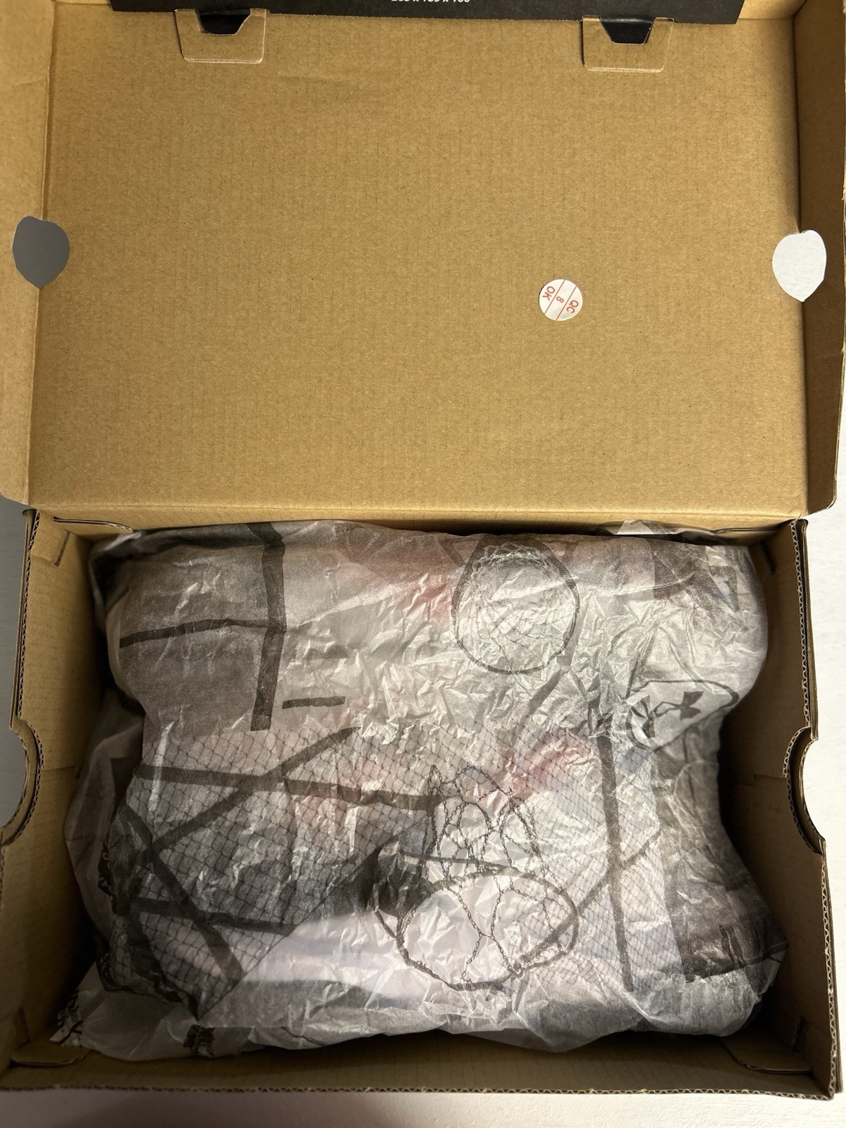 Brand New in Box – Under Armour PS Lockdown 7 Youth Basketball Shoes
