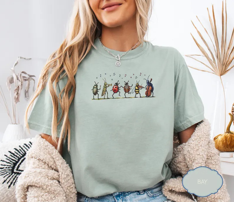 Vintage Insect Music Nature Retro Comfort Tee