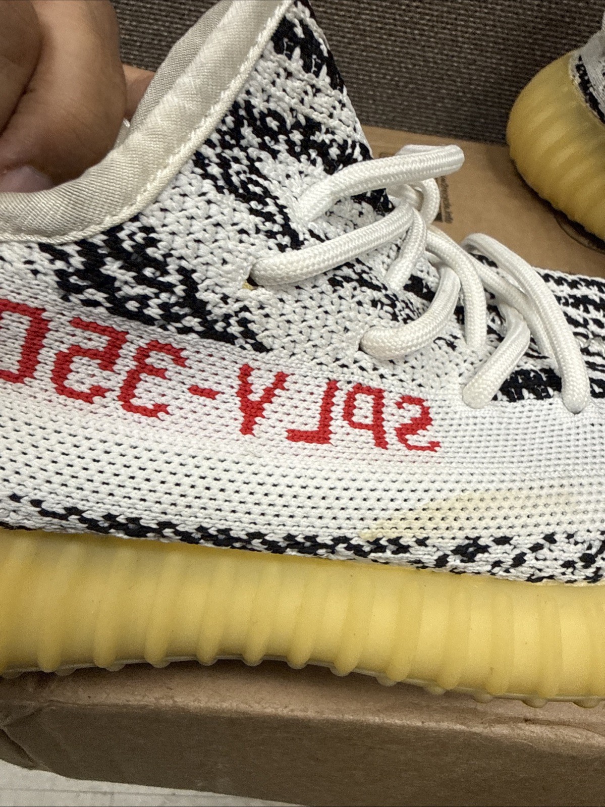 adidas Yeezy Boost 350 V2 Zebra White/Black Striped Low Top Sneakers Mens 7
