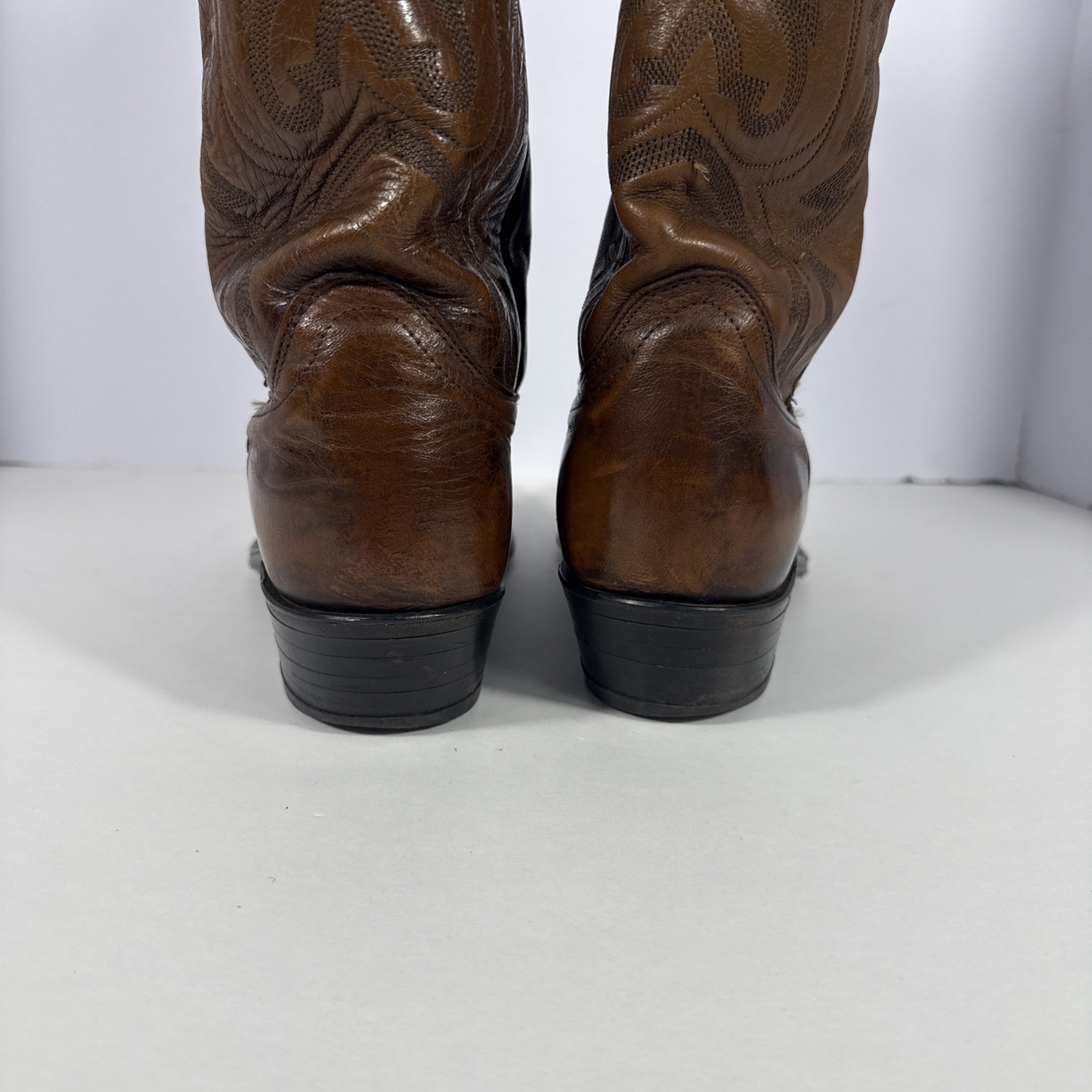 Dan Post Classic Brown Western Cowboy Boots Mens Size 9.5 EW Leather Embroidered