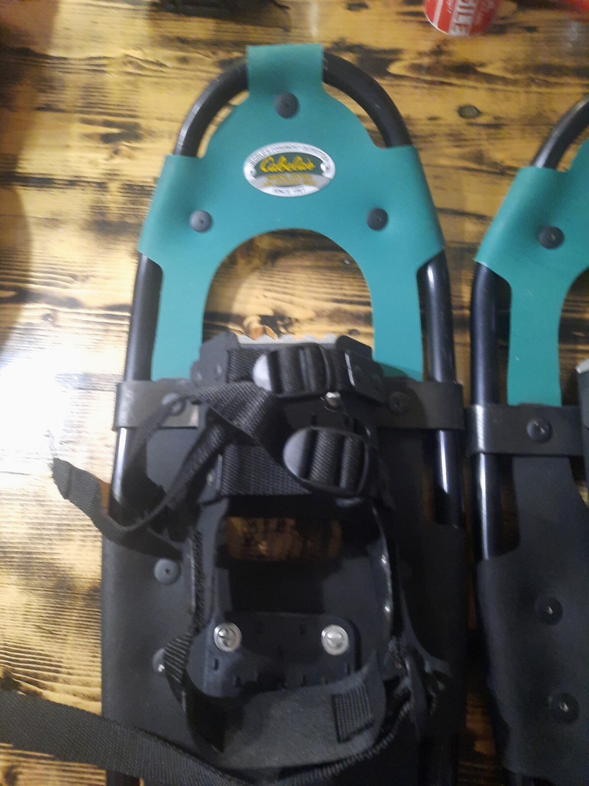 Cabellas 9×24 aluminum and plastic Snow Shoes Alaska Outfitter