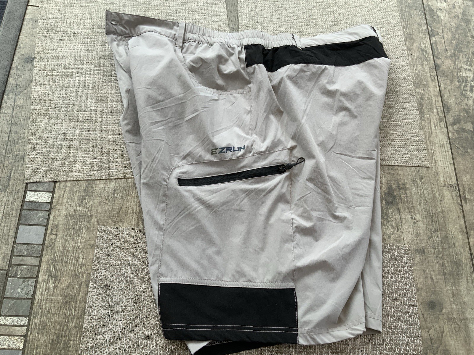 EZRUN Men’s Hiking Cargo Shorts 2XL Gray Black Quick Dry Stretch Nylon Outdoor
