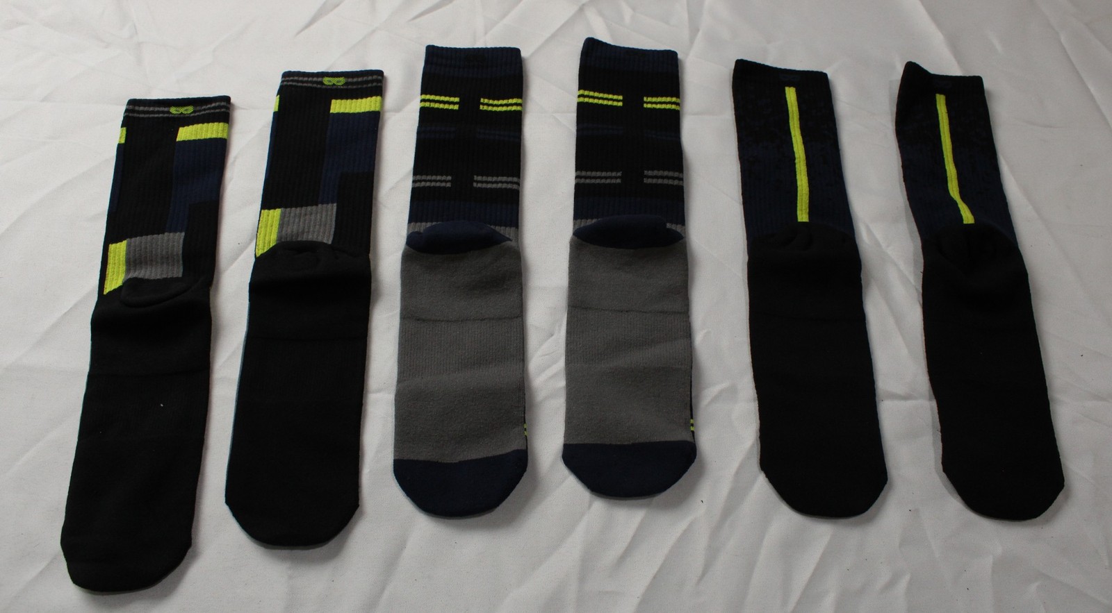Pair Of Thieves Men’s 3 Pack Cushion Crew Socks BL1 Navy/Lime Size 13-15