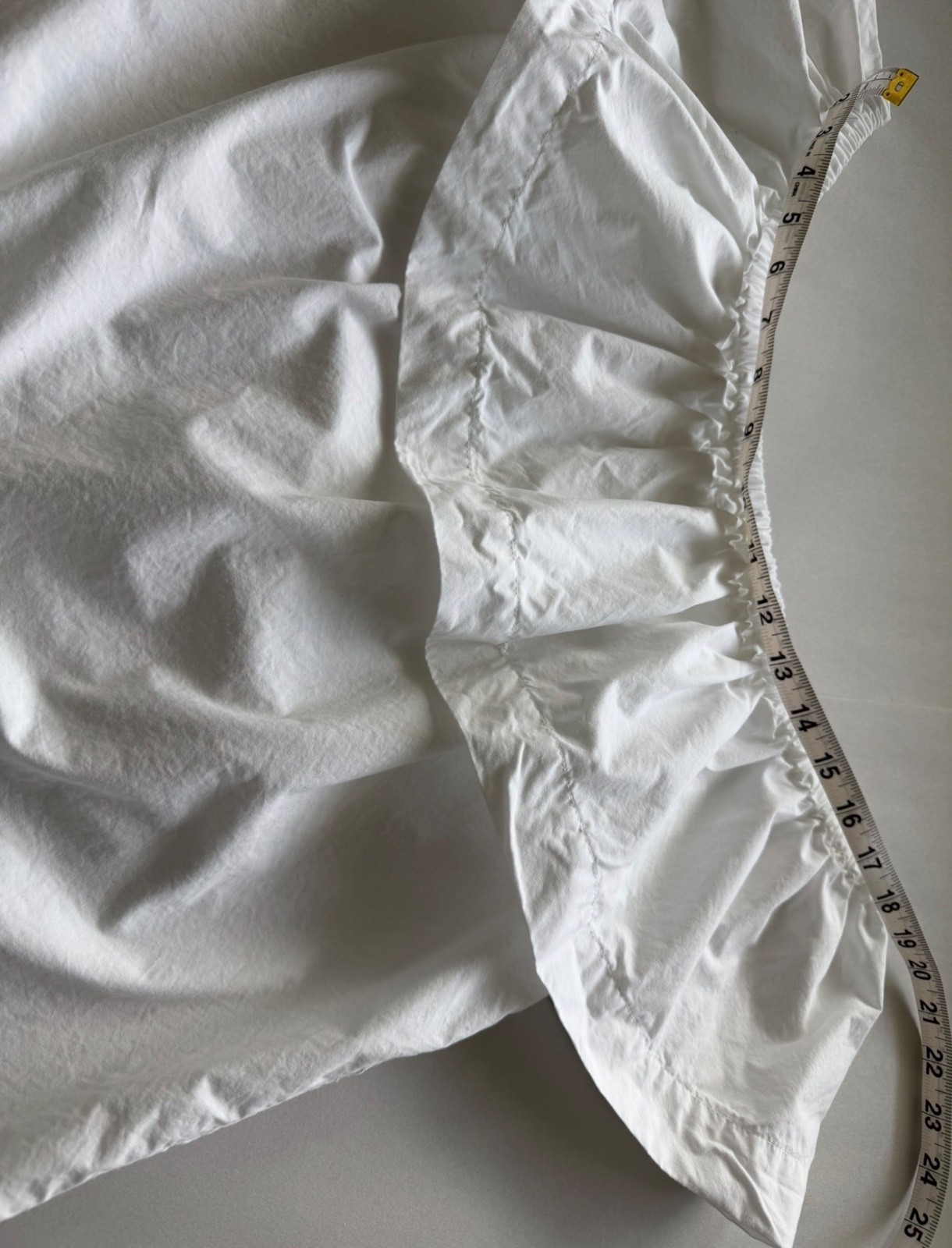 Aritzia Wilfred 100% Cotton White Off Shoulder Top Blouse Large