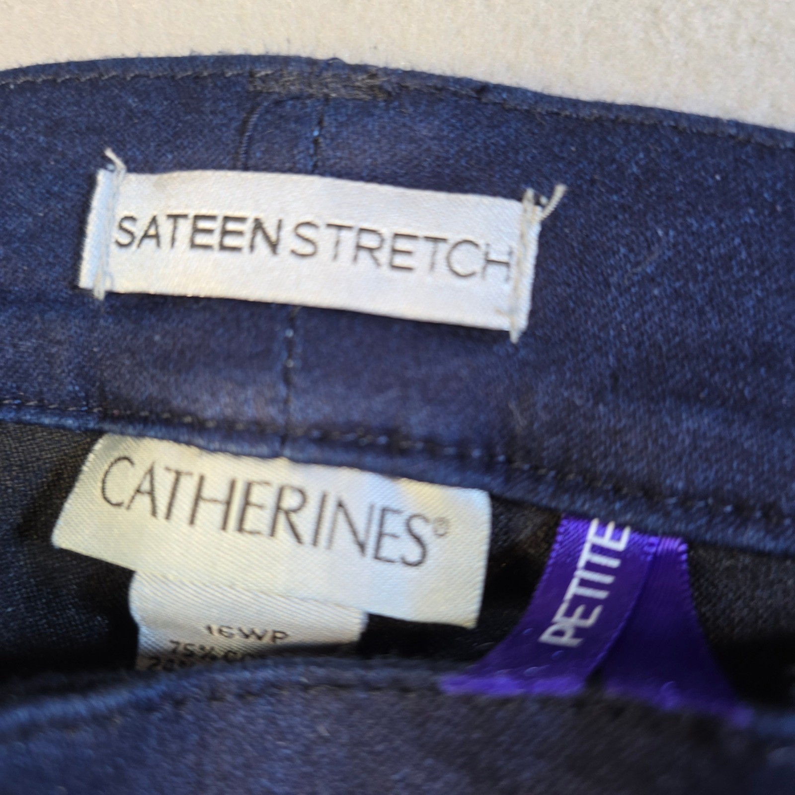 Catherines Navy Blue Sateen Stretch Capri Pants Petite 16WP Cropped Trousers