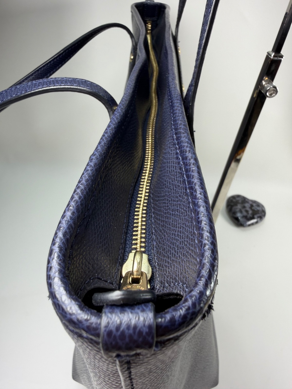 Coach Gallery Tote Bag Navy Blue Crossgrain Leather Gold Hardware F79608