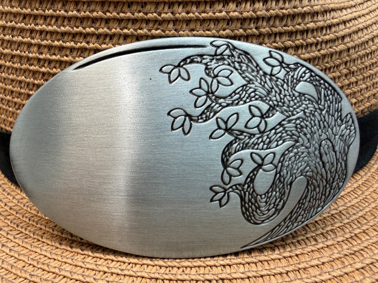 Antiqued Silver Oval Simple Floral Tree Belt Buckle