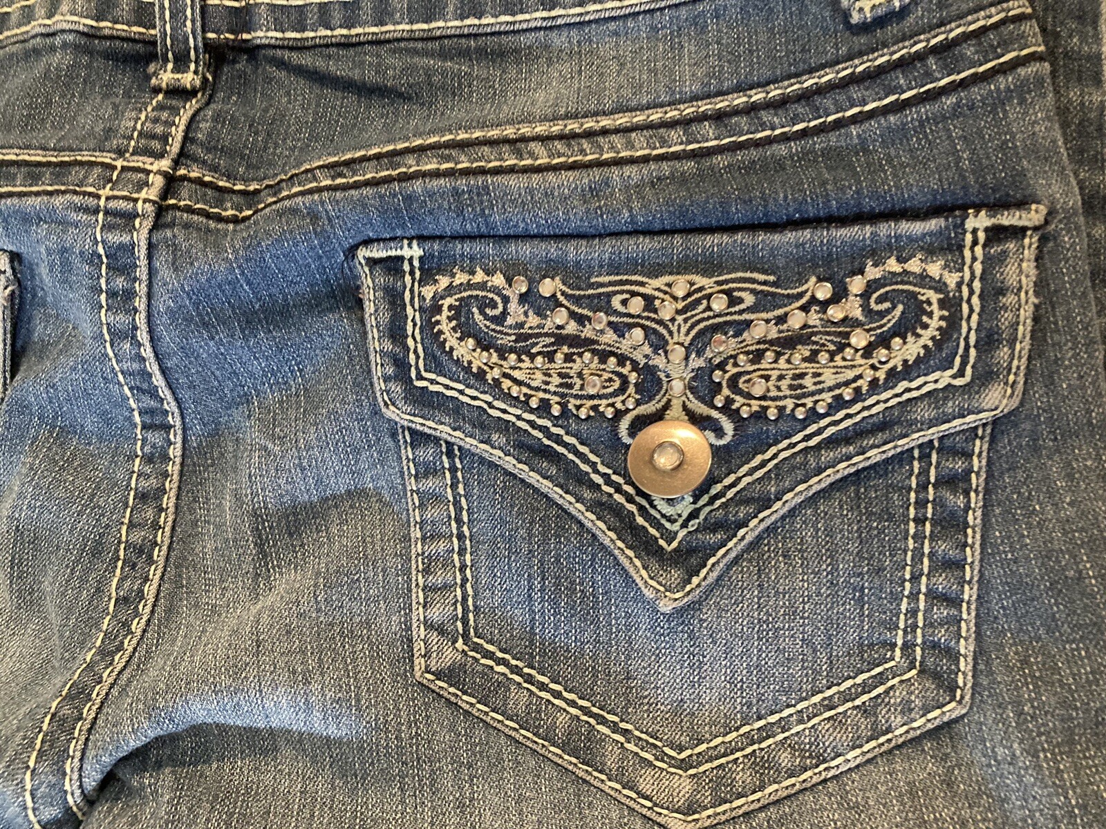 Faded Glory Jeans Size 10 30Wx29L 9” Rise Used Condition Missing Button On Butt