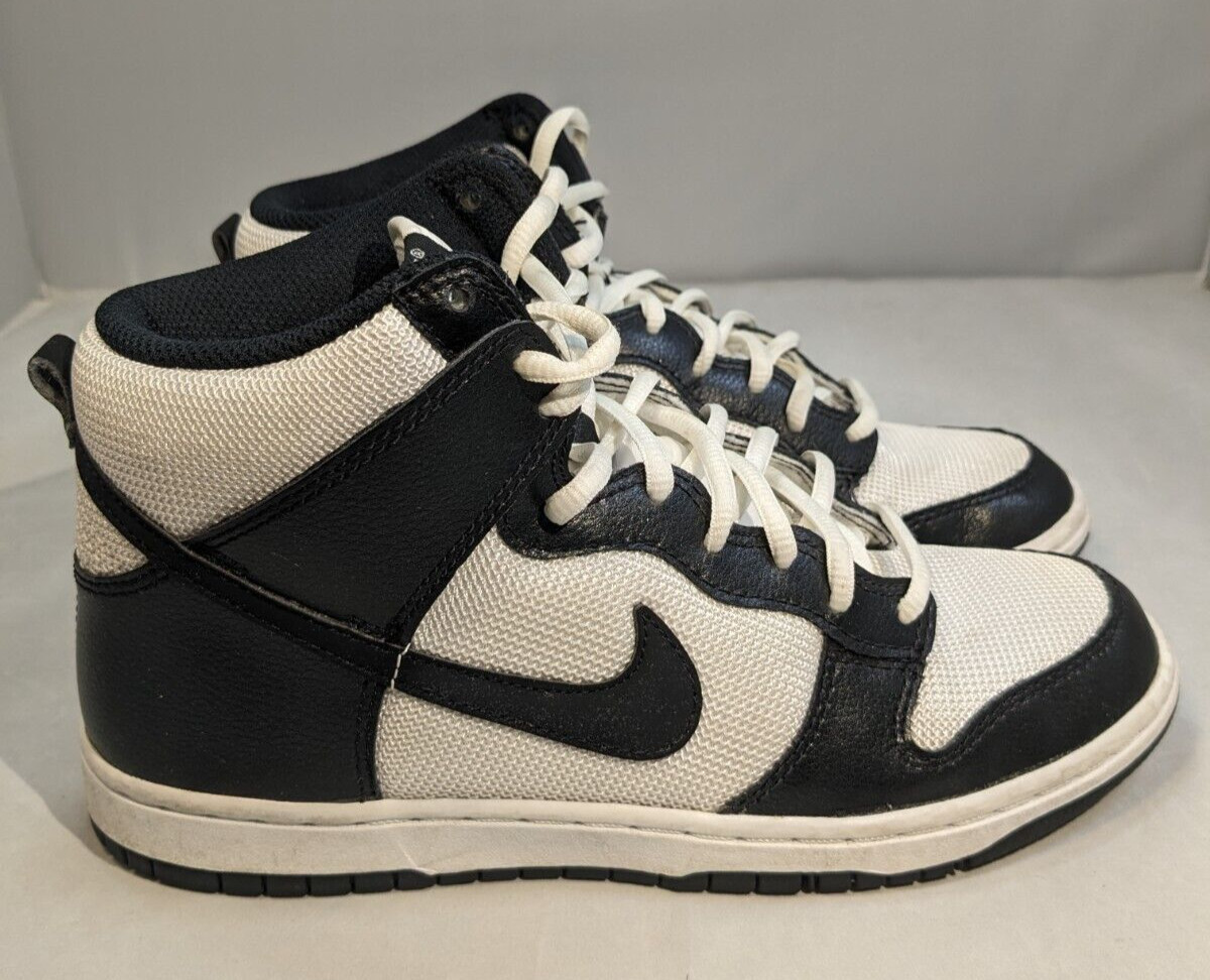 Nike Dunk High Womens Size 7.5 Black White