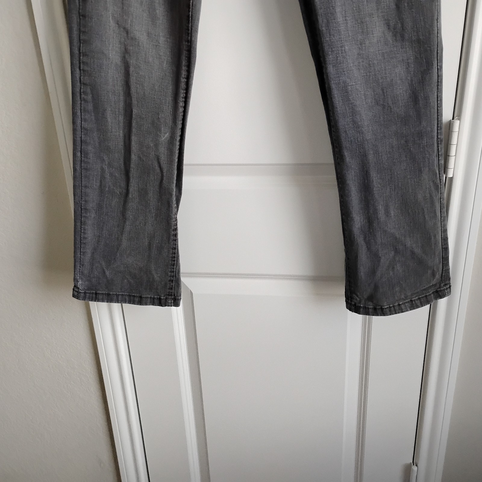 Urban Star Light Wash Black/Gray Men’s Jeans Straight Stretch 34/32