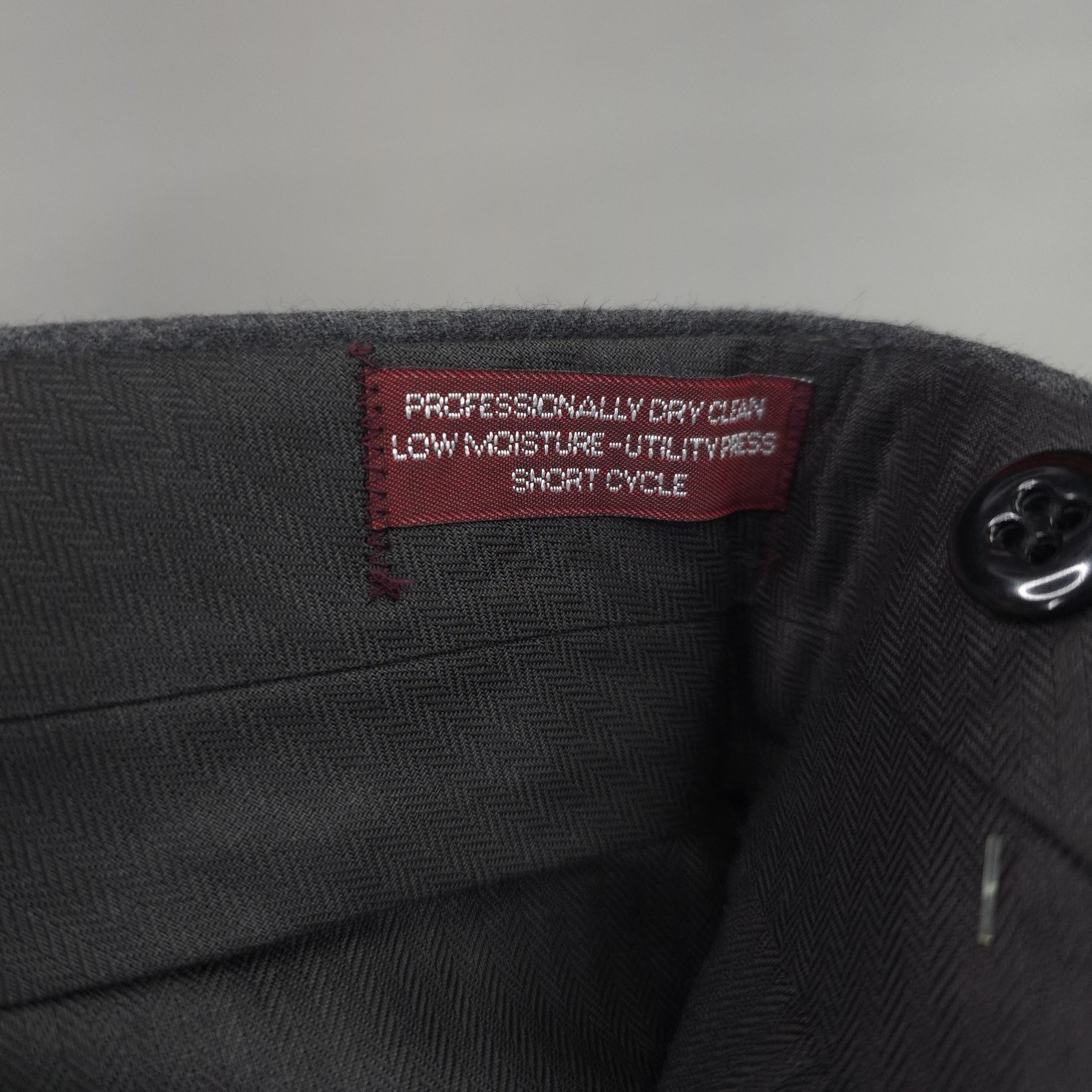 Vintage Jos A Bank Pants Mens 32×36 Gray Wool Pleated Unhemmed USA Executive