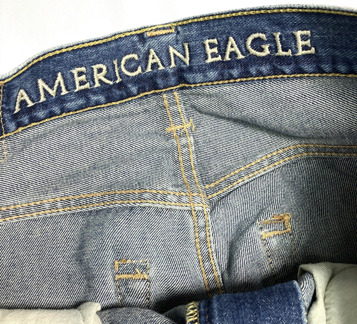 American Eagle Low Loose Size 29 30 Distressed Denim Blue Jeans