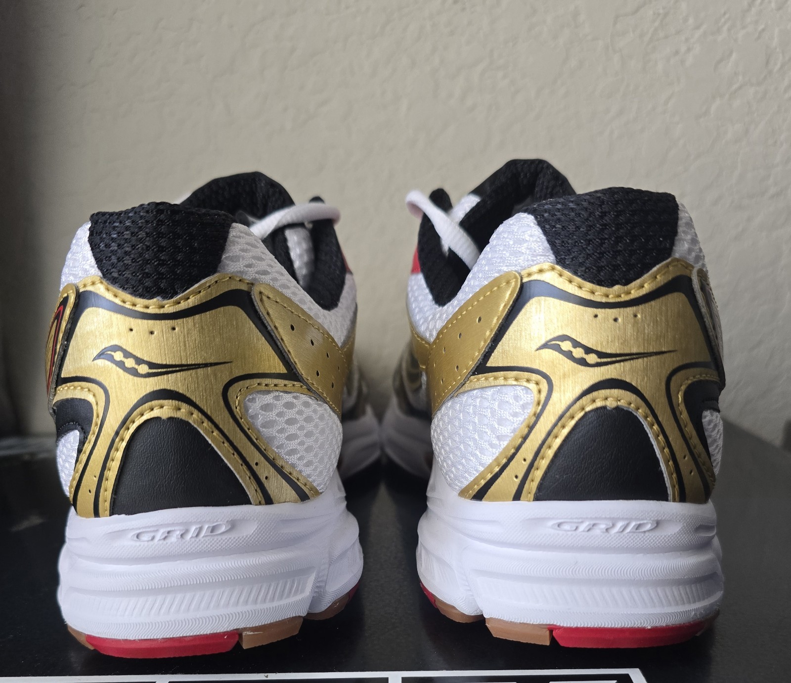 Size 10m – Saucony Ride Millennium Y2K Metallic Gold Red (NO BOX)