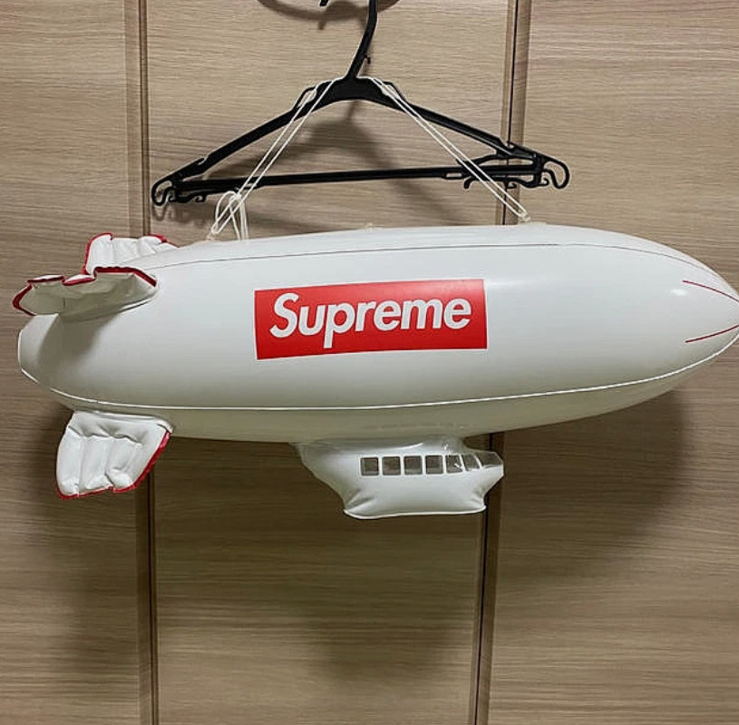 Supreme Inflatable Blimp FW17 2017 Red White Big Box Logo Streetwear Accessory