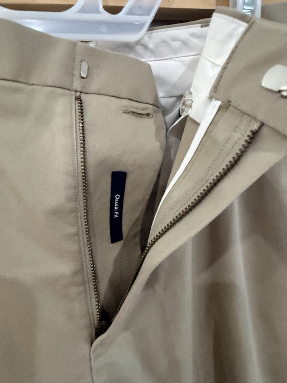 Roundtree & Yorke Classic Fit Beige Stretch Chino Pants Cotton/Spandex 34W