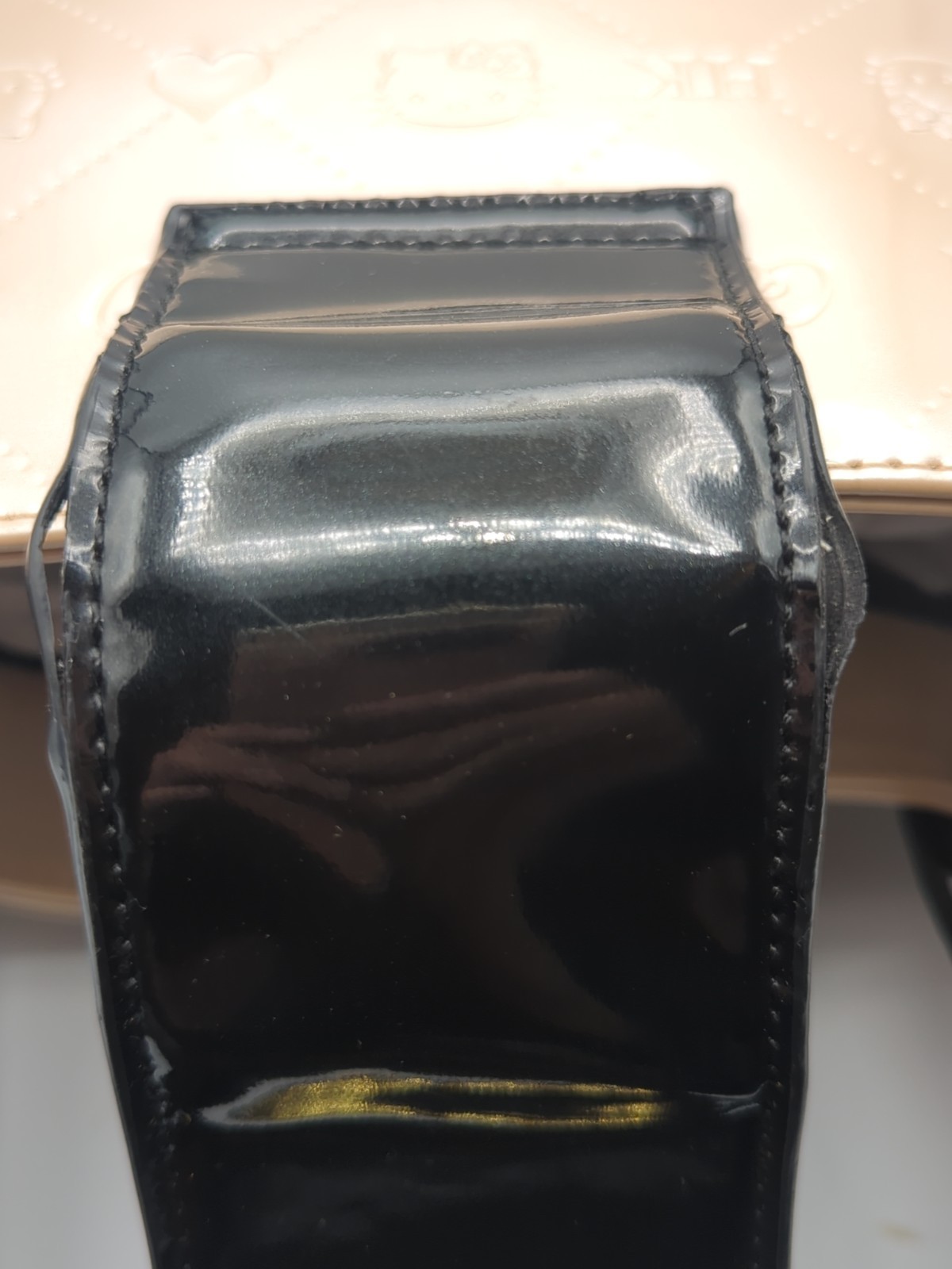 Rare Hello Kitty Champagne Embossed Pattern Square Tote