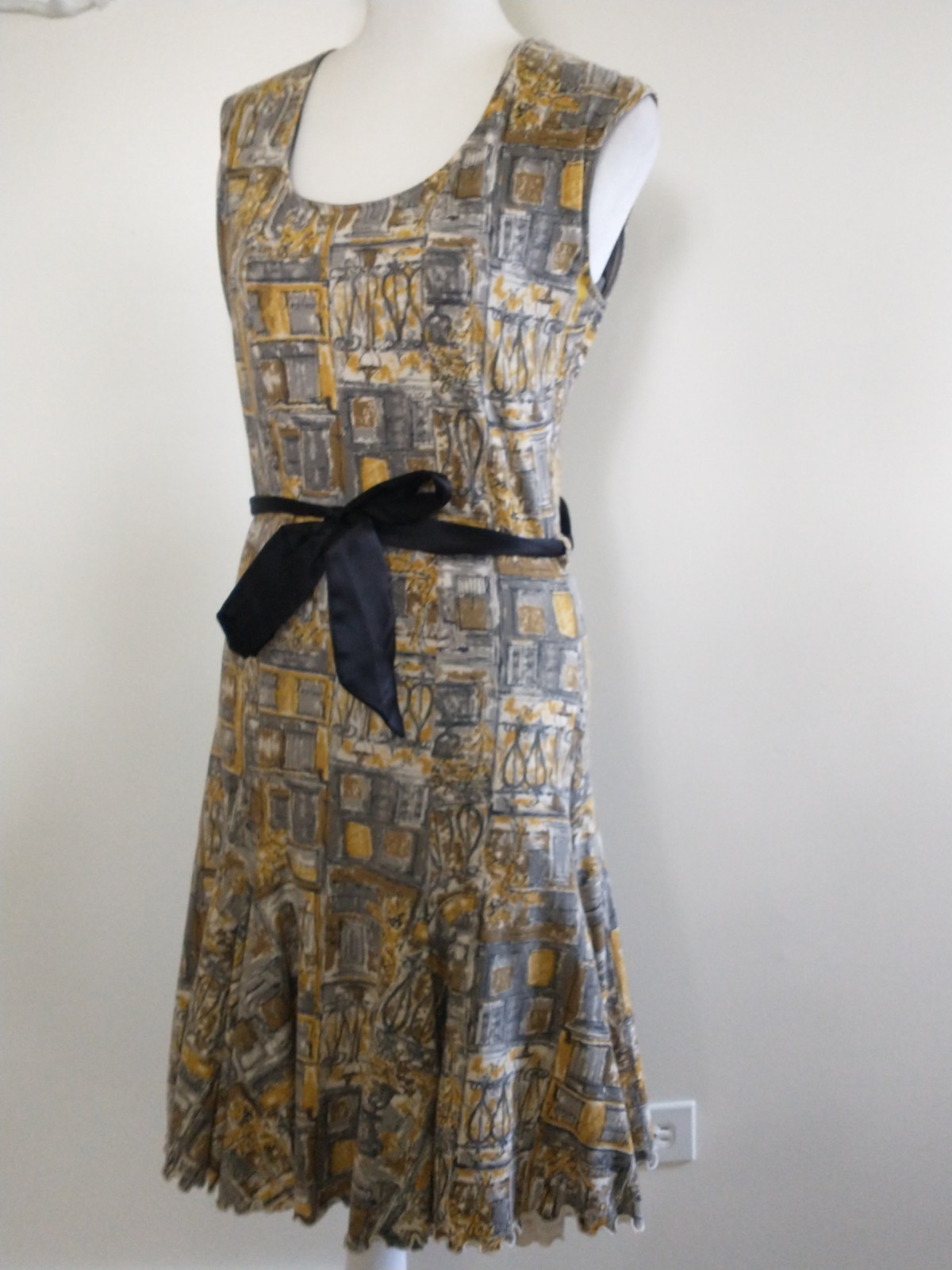 Modcloth Effie’s Heart Parisian Cityscape Fit And Flare Dress M Retro Vintage…