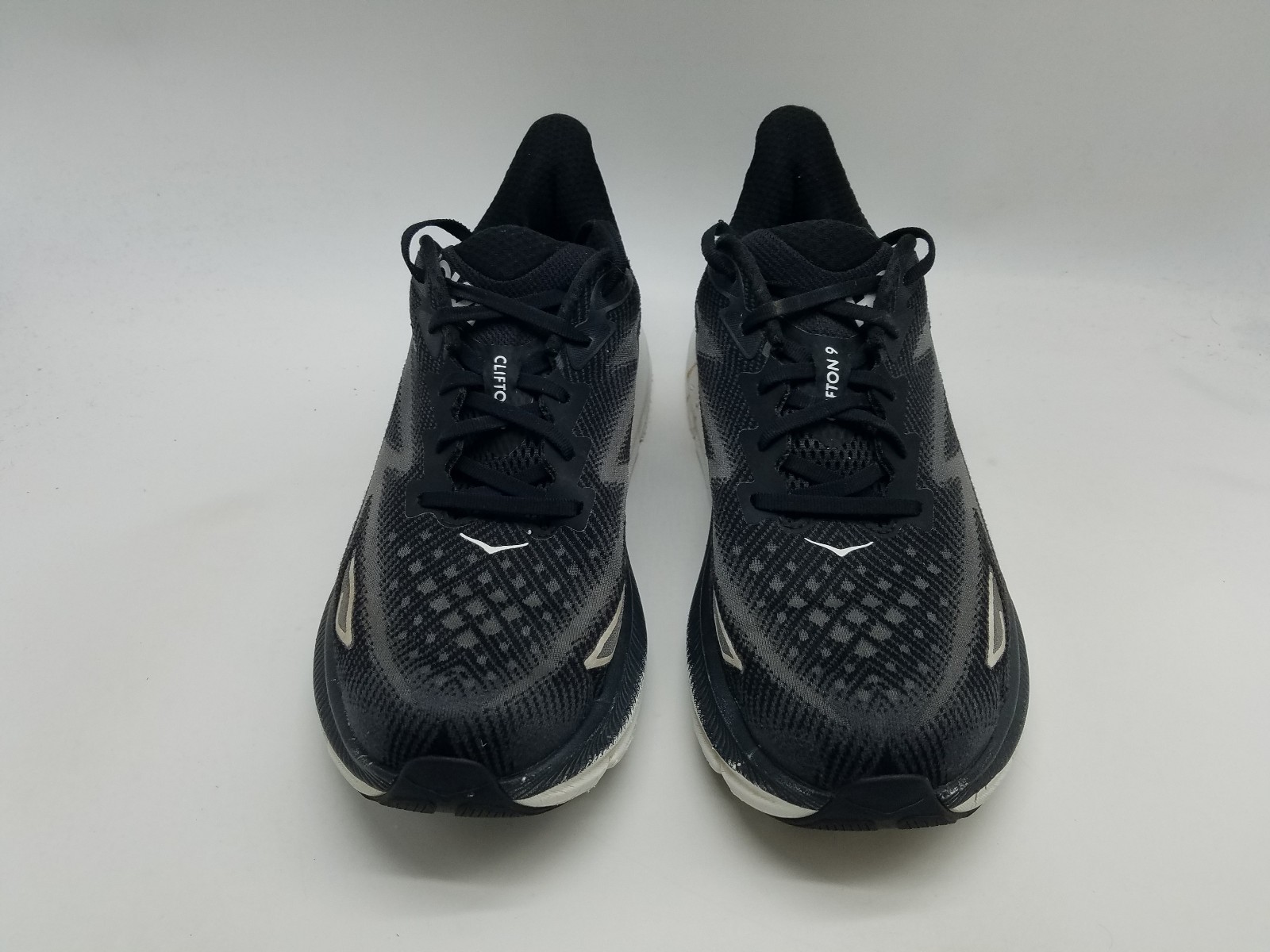 Hoka One One Clifton 9 Men’s Size 11 D (Medium) Running Shoes Black White