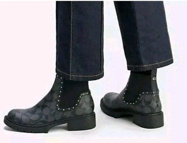 Coach Lory Signature Bootie Grey Black Size 6.5 B NWOB MSRP: $250.00
